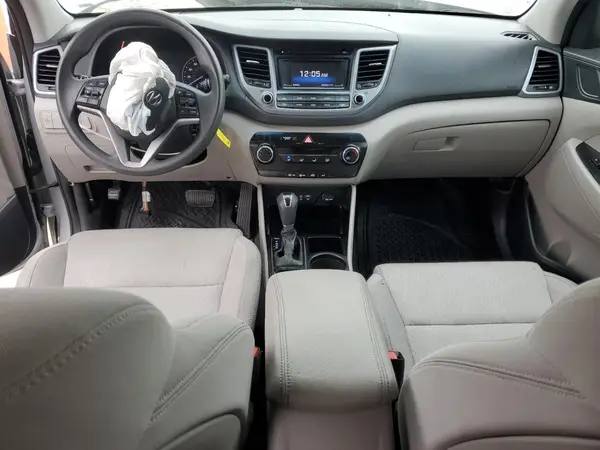 KM8J3CA4XHU274272 2017 HYUNDAI TUCSON - Image 8