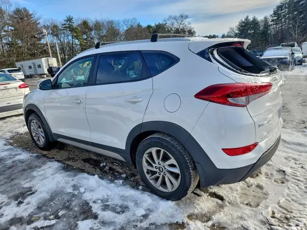 KM8J3CA4XHU291721 2017 HYUNDAI TUCSON - Image 2