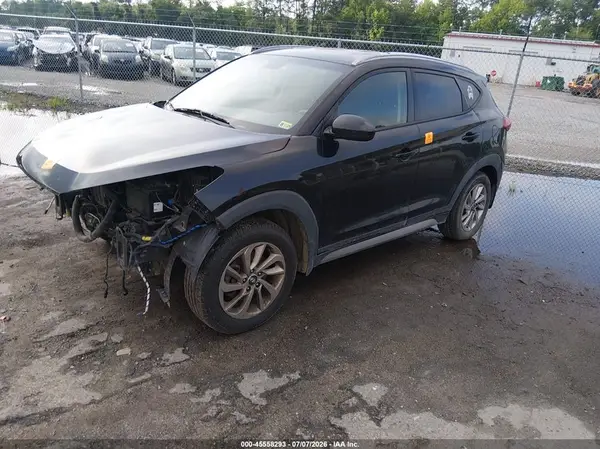 KM8J3CA4XHU317881 2017 HYUNDAI TUCSON - Image 2