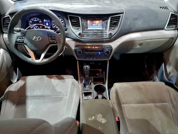 KM8J3CA4XHU321705 2017 HYUNDAI TUCSON - Image 8