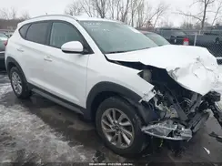 KM8J3CA4XHU342425 2017 HYUNDAI TUCSON