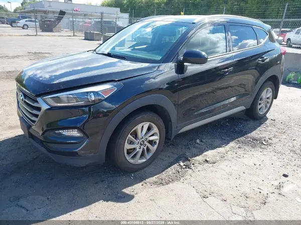 KM8J3CA4XHU351481 2017 HYUNDAI TUCSON - Image 2