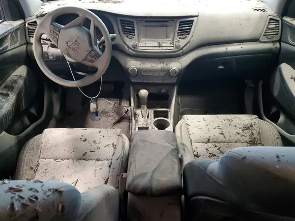 KM8J3CA4XHU355319 2017 HYUNDAI TUCSON - Image 8