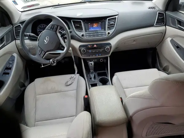 KM8J3CA4XHU367437 2017 HYUNDAI TUCSON - Image 8