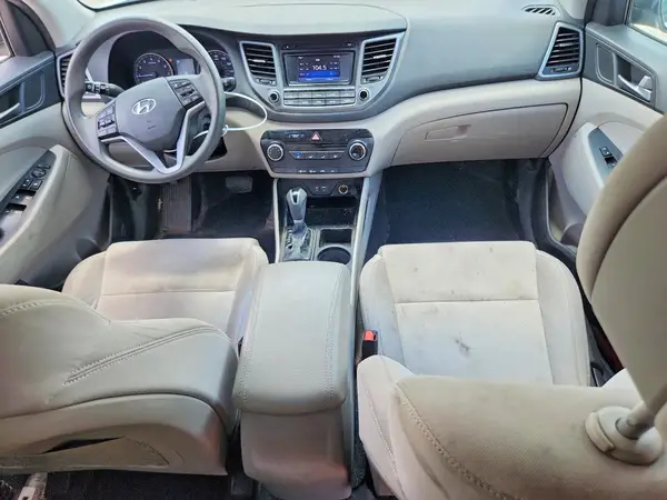 KM8J3CA4XHU371441 2017 HYUNDAI TUCSON - Image 8