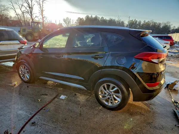 KM8J3CA4XHU374369 2017 HYUNDAI TUCSON - Image 2