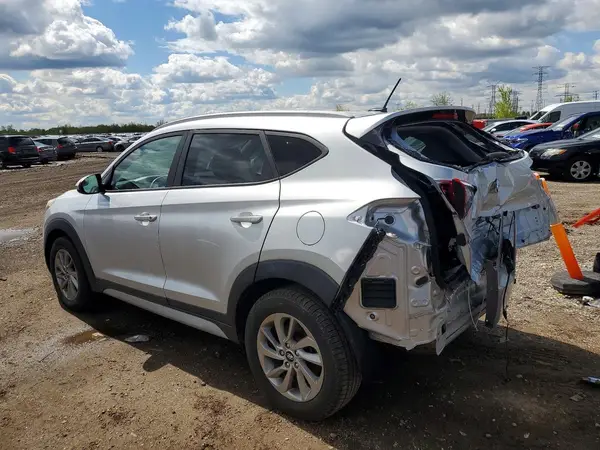 KM8J3CA4XHU388417 2017 HYUNDAI TUCSON - Image 2