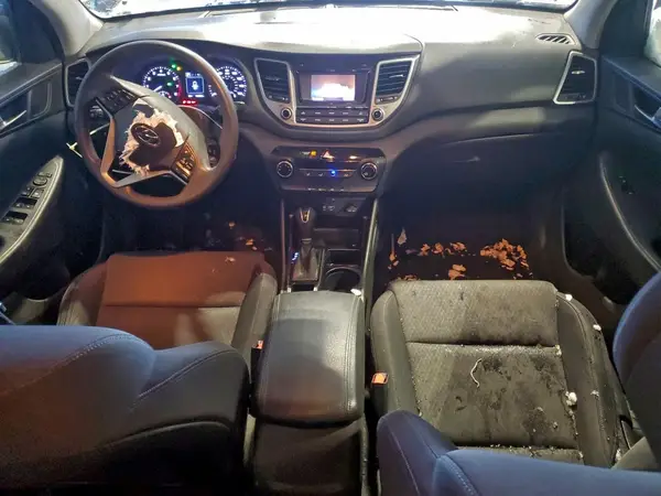 KM8J3CA4XHU410187 2017 HYUNDAI TUCSON - Image 8