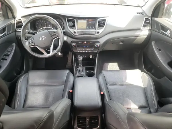 KM8J3CA4XHU410772 2017 HYUNDAI TUCSON - Image 8