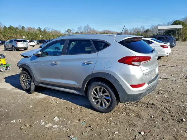 KM8J3CA4XHU424123 2017 HYUNDAI TUCSON - Image 2