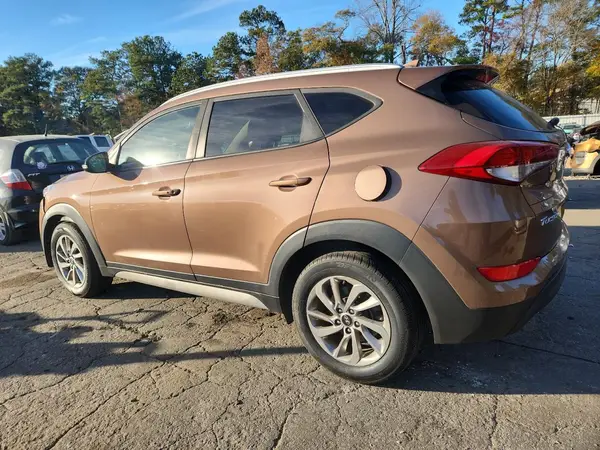 KM8J3CA4XHU429029 2017 HYUNDAI TUCSON - Image 2