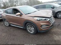 KM8J3CA4XHU431704 2017 HYUNDAI TUCSON