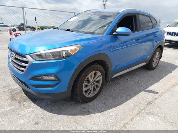 KM8J3CA4XHU437017 2017 HYUNDAI TUCSON - Image 2