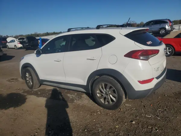 KM8J3CA4XHU458918 2017 HYUNDAI TUCSON - Image 2