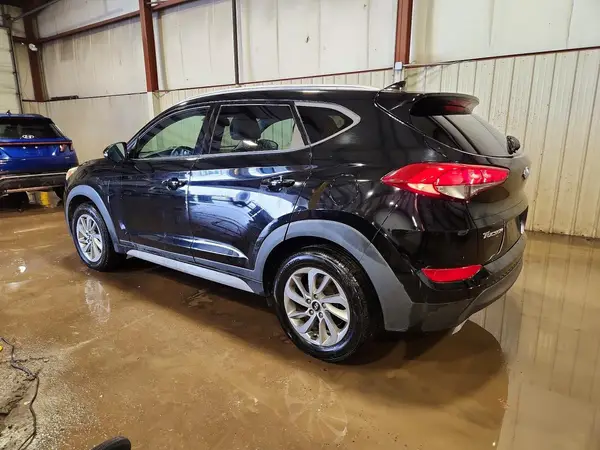 KM8J3CA4XHU474326 2017 HYUNDAI TUCSON - Image 2