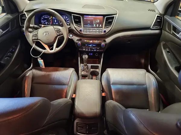 KM8J3CA4XHU474326 2017 HYUNDAI TUCSON - Image 8