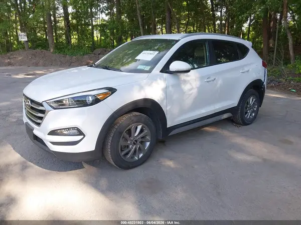 KM8J3CA4XHU475430 2017 HYUNDAI TUCSON - Image 2
