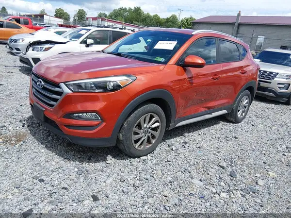 KM8J3CA4XHU477727 2017 HYUNDAI TUCSON - Image 2