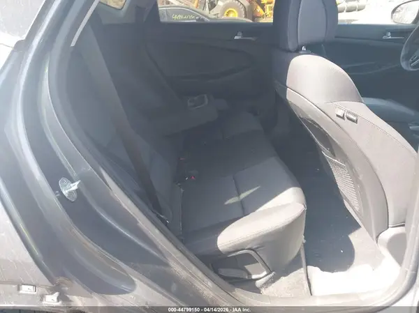 KM8J3CA4XHU505459 2017 HYUNDAI TUCSON - Image 8