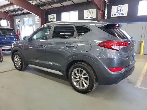 KM8J3CA4XHU509298 2017 HYUNDAI TUCSON - Image 2