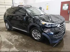 KM8J3CA4XHU524495 2017 HYUNDAI TUCSON