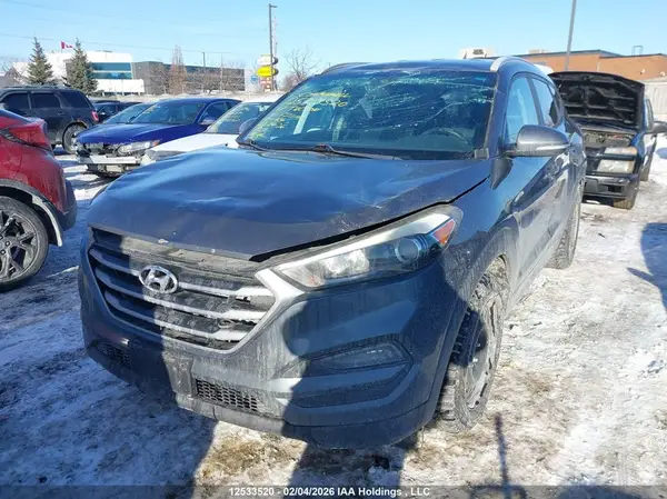KM8J3CA4XHU527378 2017 HYUNDAI TUCSON - Image 2