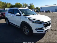 KM8J3CA4XHU550420 2017 HYUNDAI TUCSON