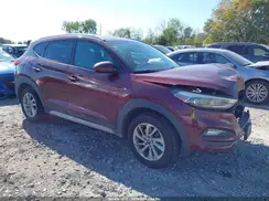 KM8J3CA4XJU597727 2018 HYUNDAI TUCSON