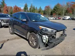 KM8J3CA4XJU606359 2018 HYUNDAI TUCSON