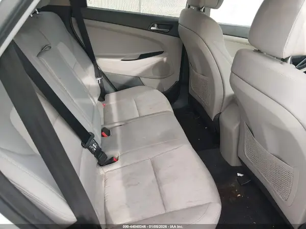KM8J3CA4XJU609410 2018 HYUNDAI TUCSON - Image 8