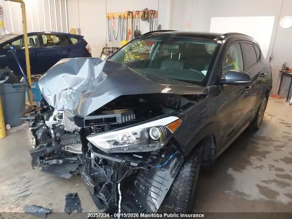 KM8J3CA4XJU624862 2018 HYUNDAI TUCSON - Image 2