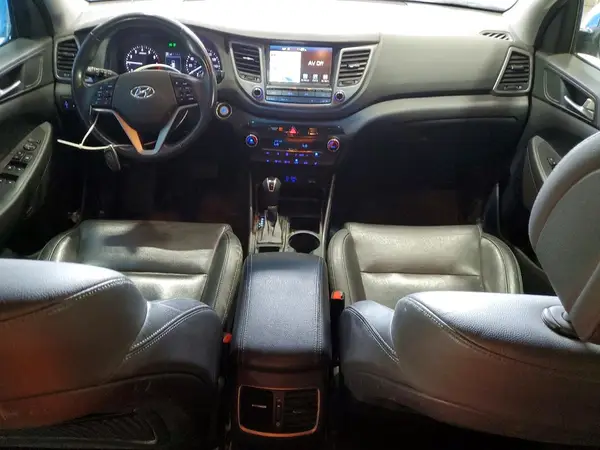 KM8J3CA4XJU633061 2018 HYUNDAI TUCSON - Image 8