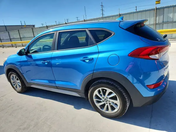 KM8J3CA4XJU649731 2018 HYUNDAI TUCSON - Image 2
