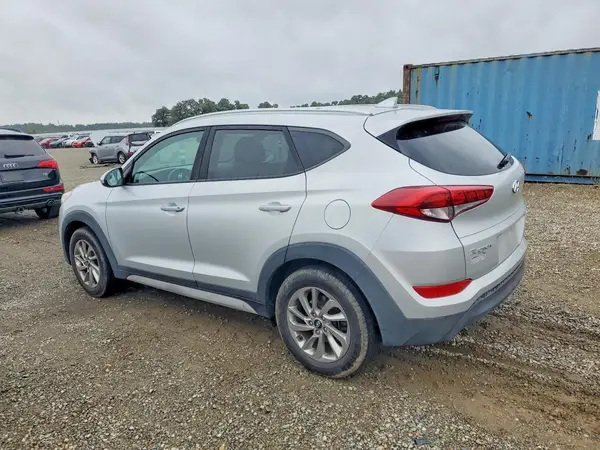 KM8J3CA4XJU651205 2018 HYUNDAI TUCSON - Image 2