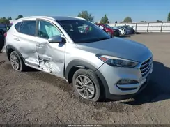 KM8J3CA4XJU678064 2018 HYUNDAI TUCSON