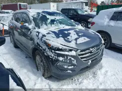 KM8J3CA4XJU685581 2018 HYUNDAI TUCSON