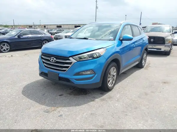 KM8J3CA4XJU688819 2018 HYUNDAI TUCSON - Image 2