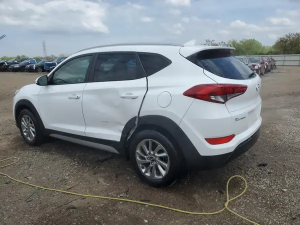 KM8J3CA4XJU695477 2018 HYUNDAI TUCSON - Image 2