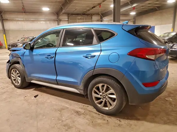KM8J3CA4XJU699447 2018 HYUNDAI TUCSON - Image 2