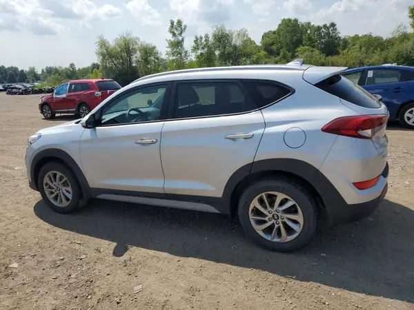 KM8J3CA4XJU708339 2018 HYUNDAI TUCSON - Image 2