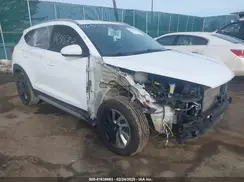 KM8J3CA4XJU712567 2018 HYUNDAI TUCSON