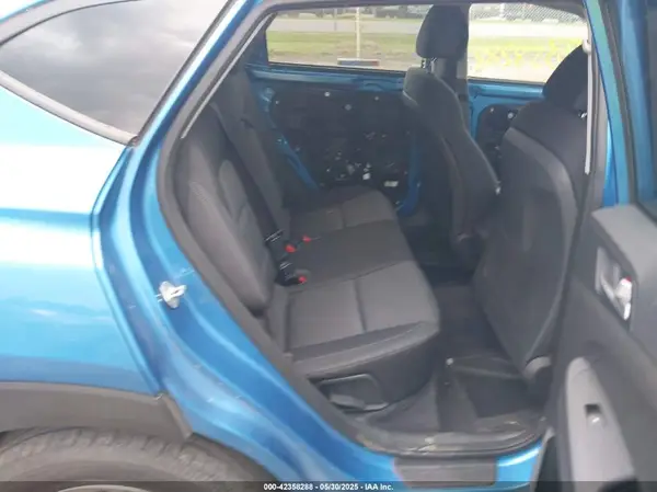 KM8J3CA4XJU717977 2018 HYUNDAI TUCSON - Image 8