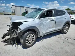 KM8J3CA4XJU719728 2018 HYUNDAI TUCSON