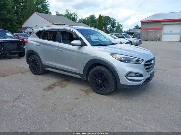 KM8J3CA4XJU726209 2018 HYUNDAI TUCSON - Image 1
