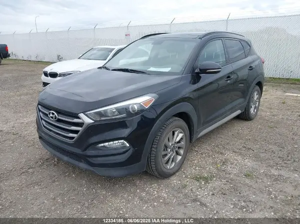 KM8J3CA4XJU728039 2018 HYUNDAI TUCSON - Image 2