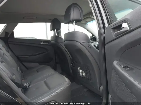 KM8J3CA4XJU728039 2018 HYUNDAI TUCSON - Image 8