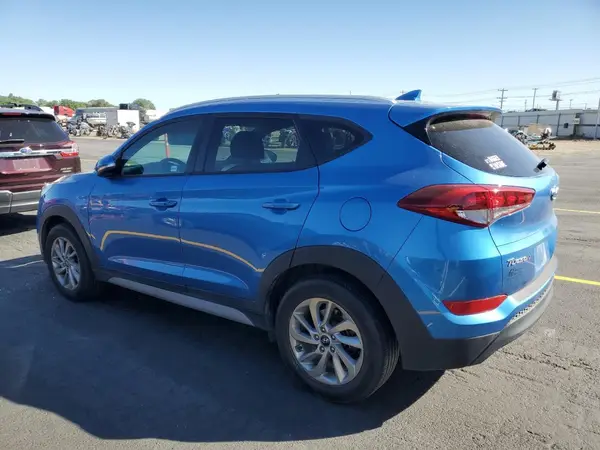 KM8J3CA4XJU729384 2018 HYUNDAI TUCSON - Image 2