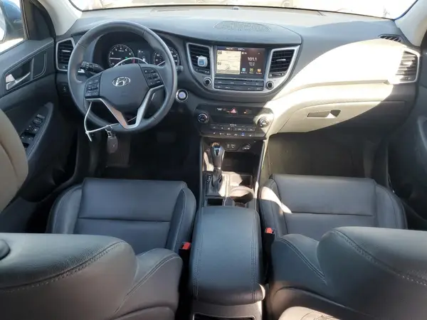 KM8J3CA4XJU729384 2018 HYUNDAI TUCSON - Image 8