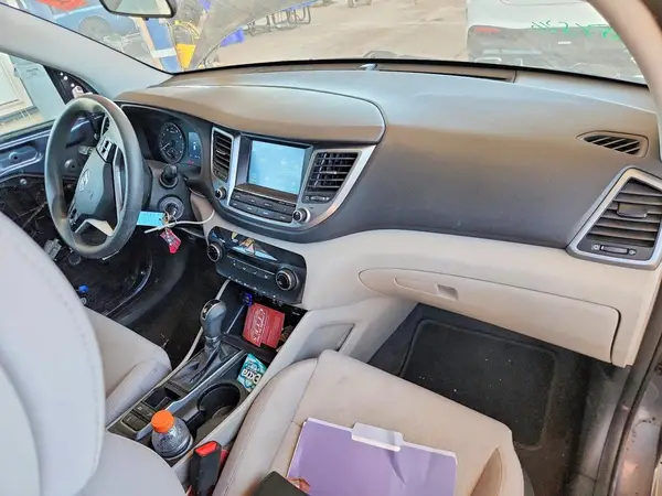 KM8J3CA4XJU730308 2018 HYUNDAI TUCSON - Image 8