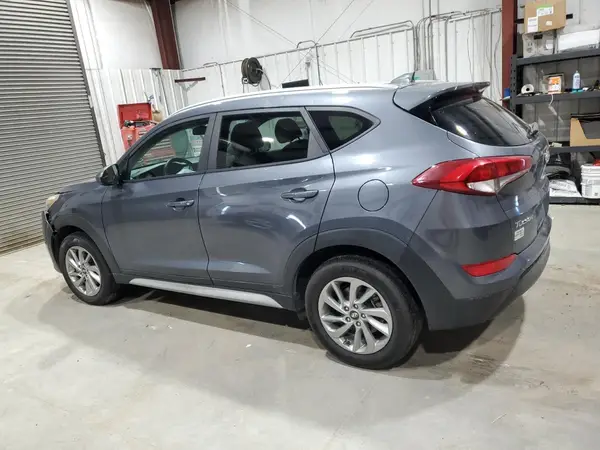 KM8J3CA4XJU732396 2018 HYUNDAI TUCSON - Image 2